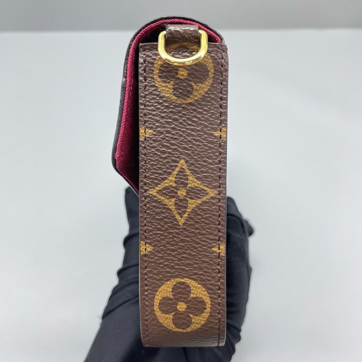 Louis Vuitton - Pochette Felicie - Monogram coated canvas and leather - Brown with Red interior - (mini)