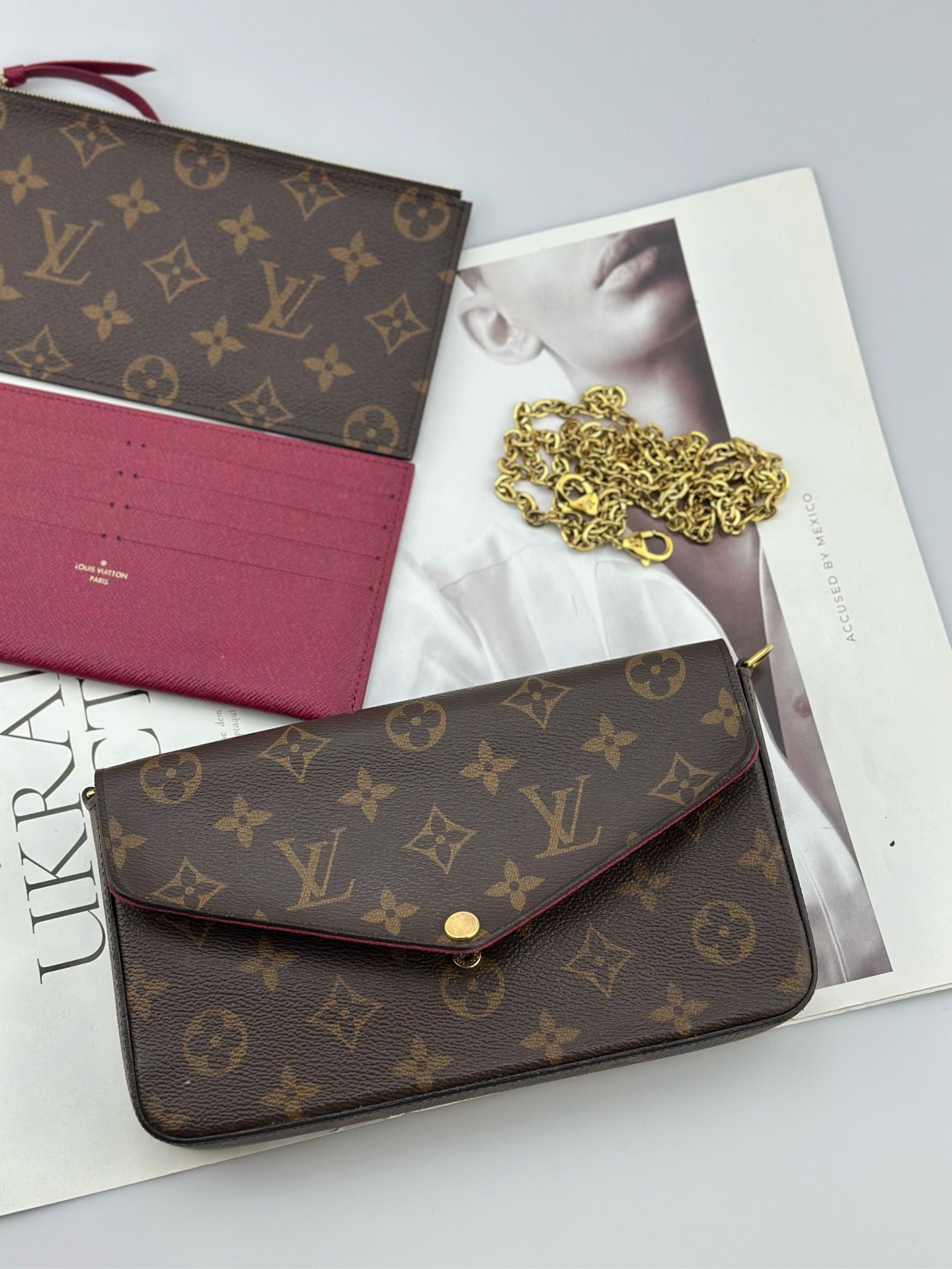Louis Vuitton - Pochette Félicie - Monogram coated canvas with leather trim and lining - Brown - (Small)