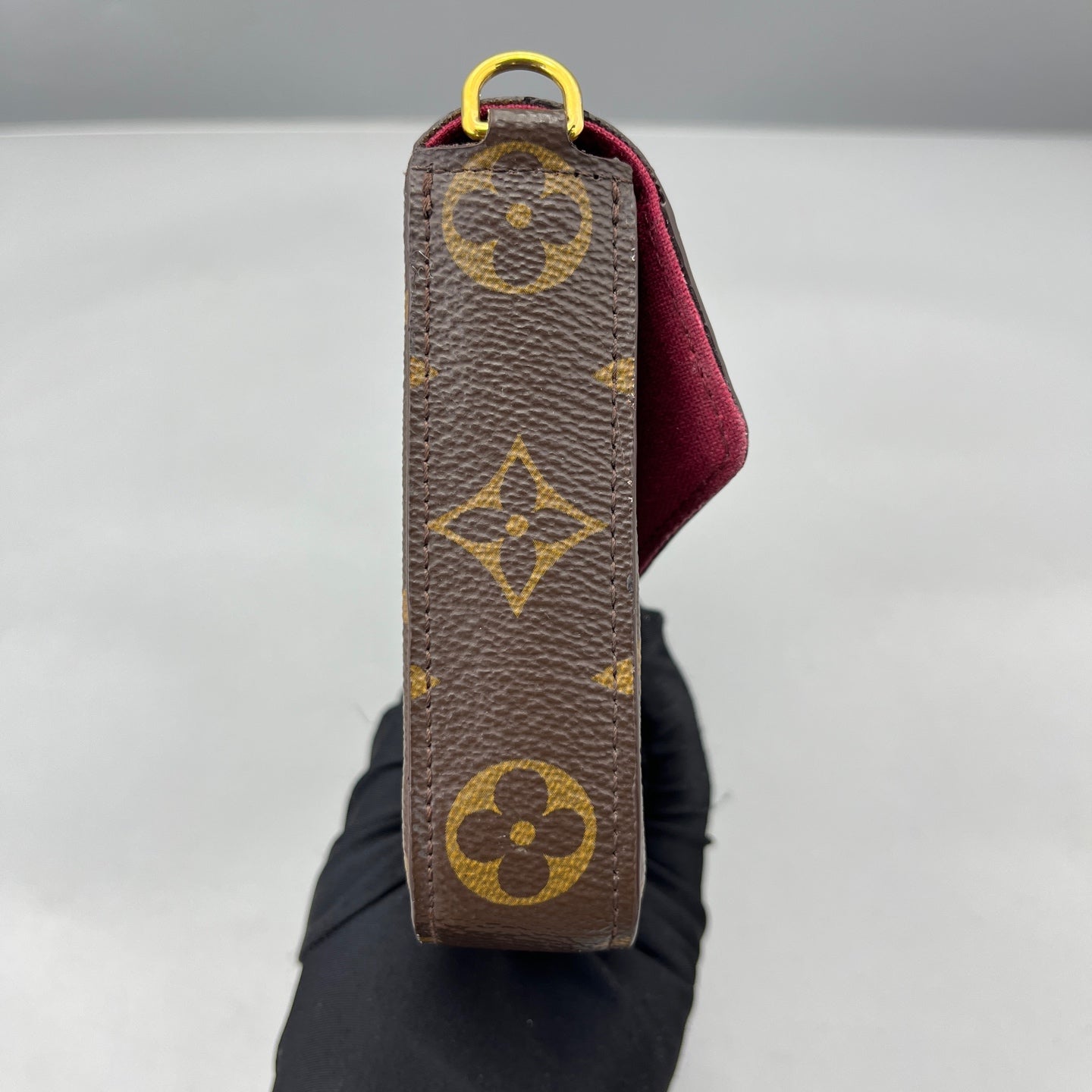 Louis Vuitton - Pochette Félicie - Monogram coated canvas with leather trim - Brown with Red interior - (mini)