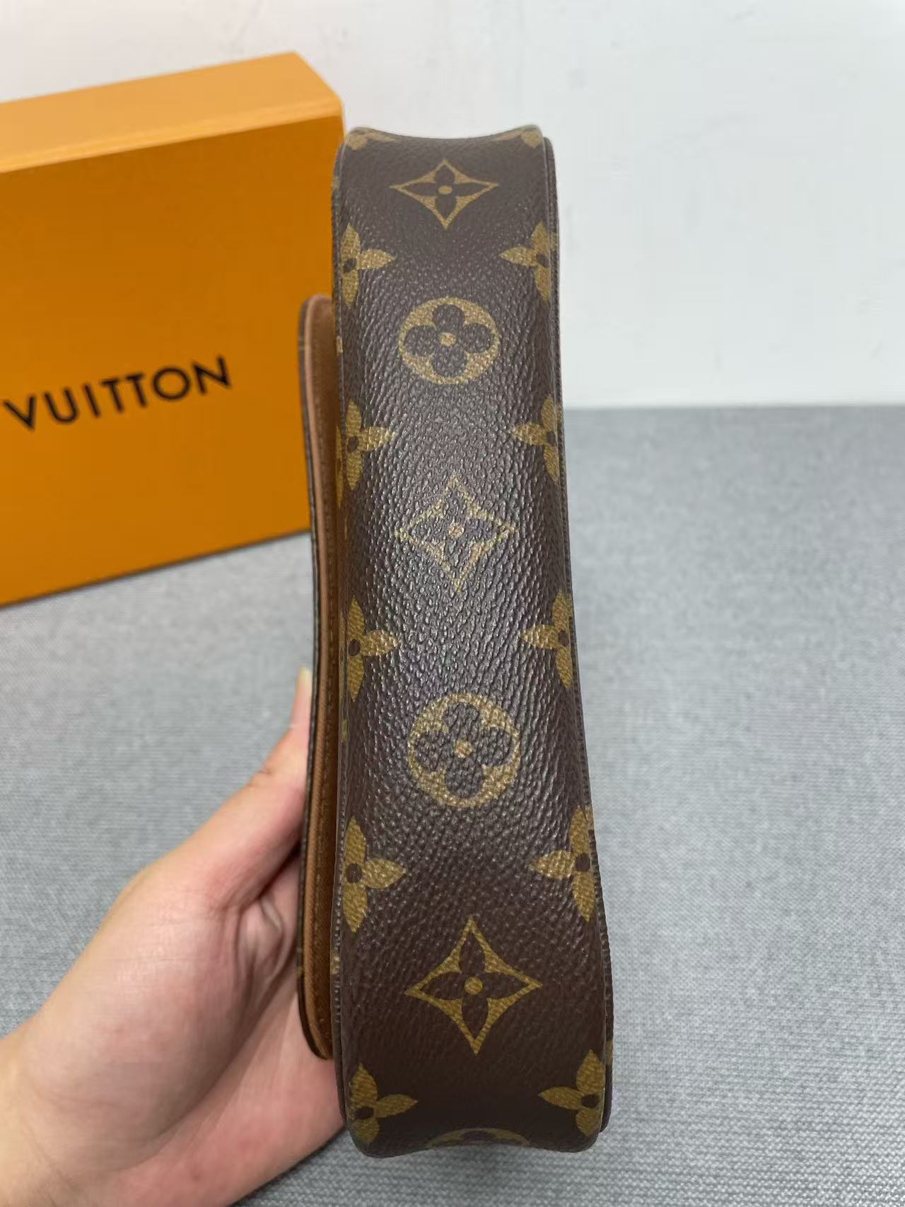 Louis Vuitton - Pochette Ivy - Monogram coated canvas with natural cowhide leather trim - Brown - (mini)