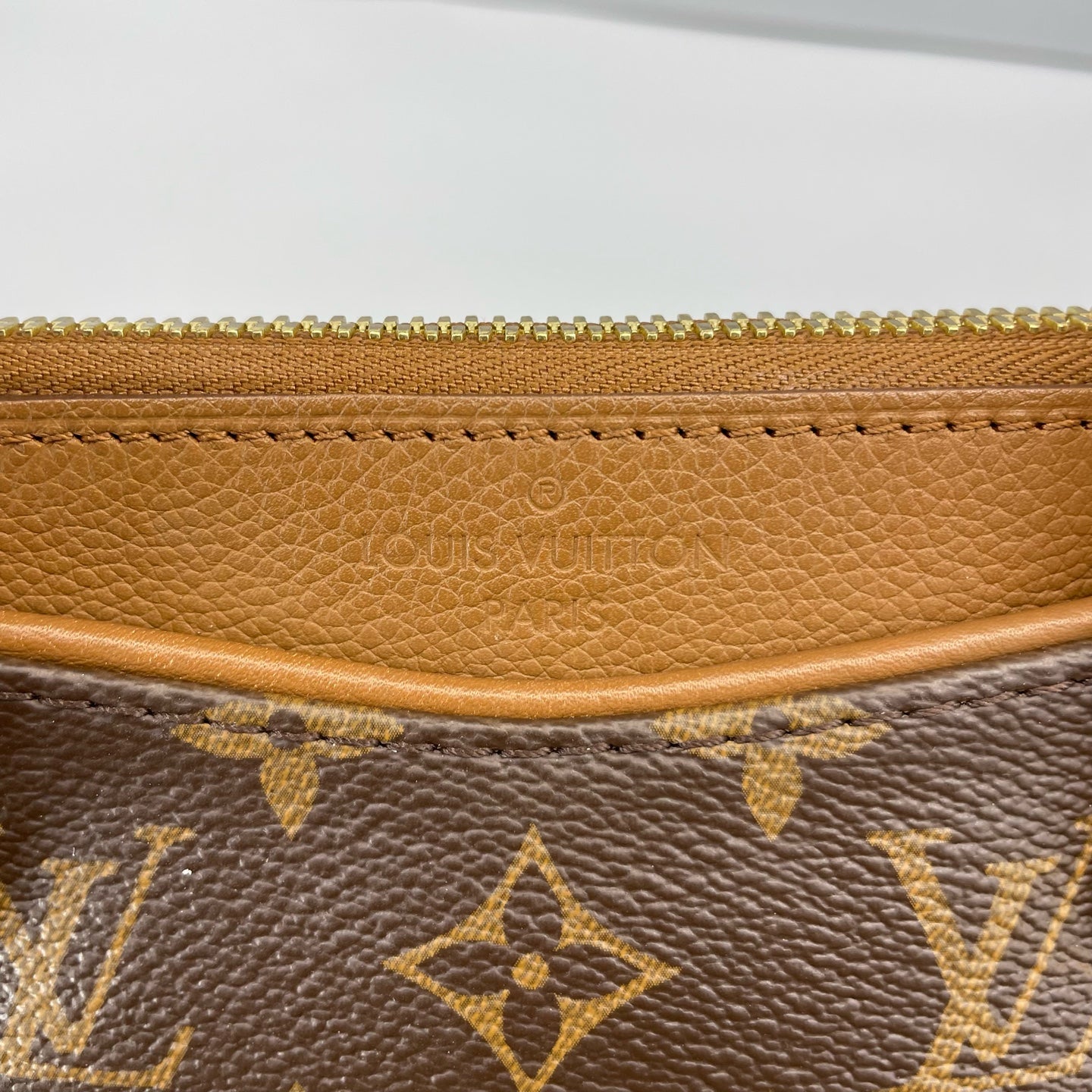 Louis Vuitton - Pochette - Leather - Brown - (medium)