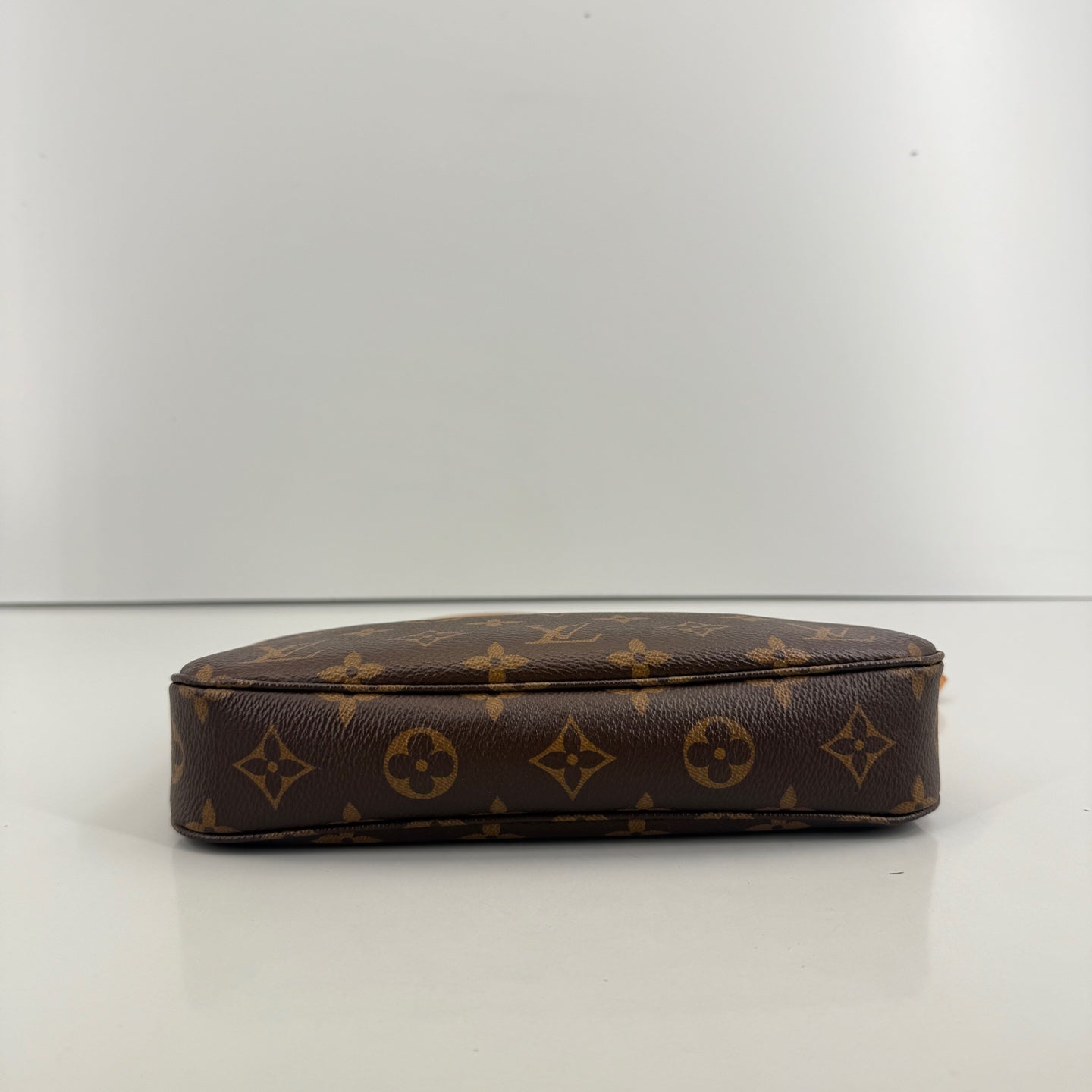 Louis Vuitton - Pochette - Leather - Brown - (mini)