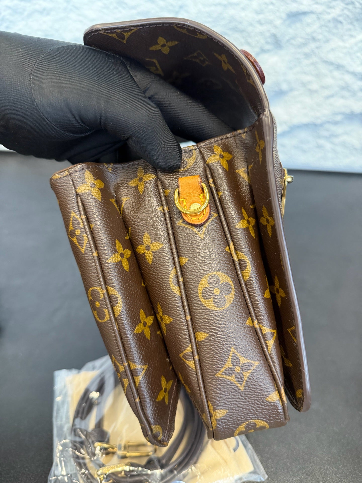 Louis Vuitton - Pochette Metis - Cloth - Brown - (medium)