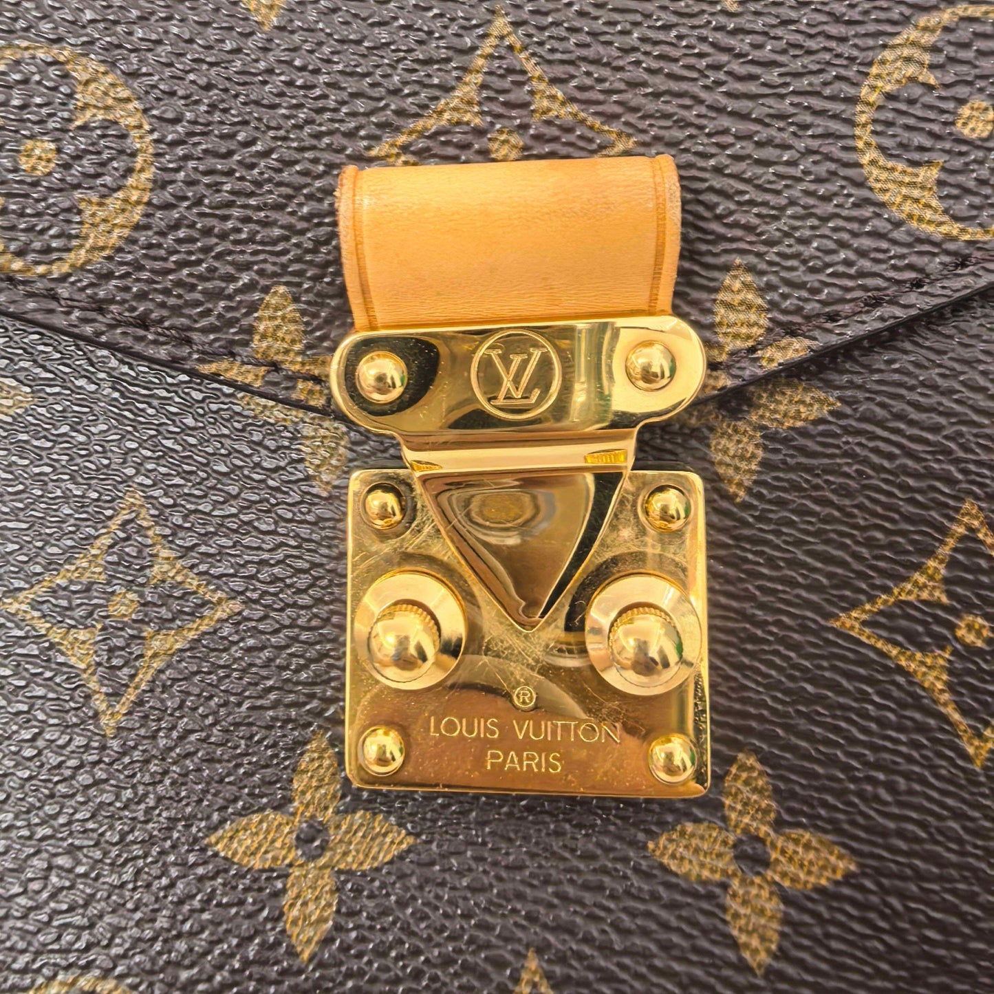 Louis Vuitton - Pochette Metis - Cloth - Brown - (medium)