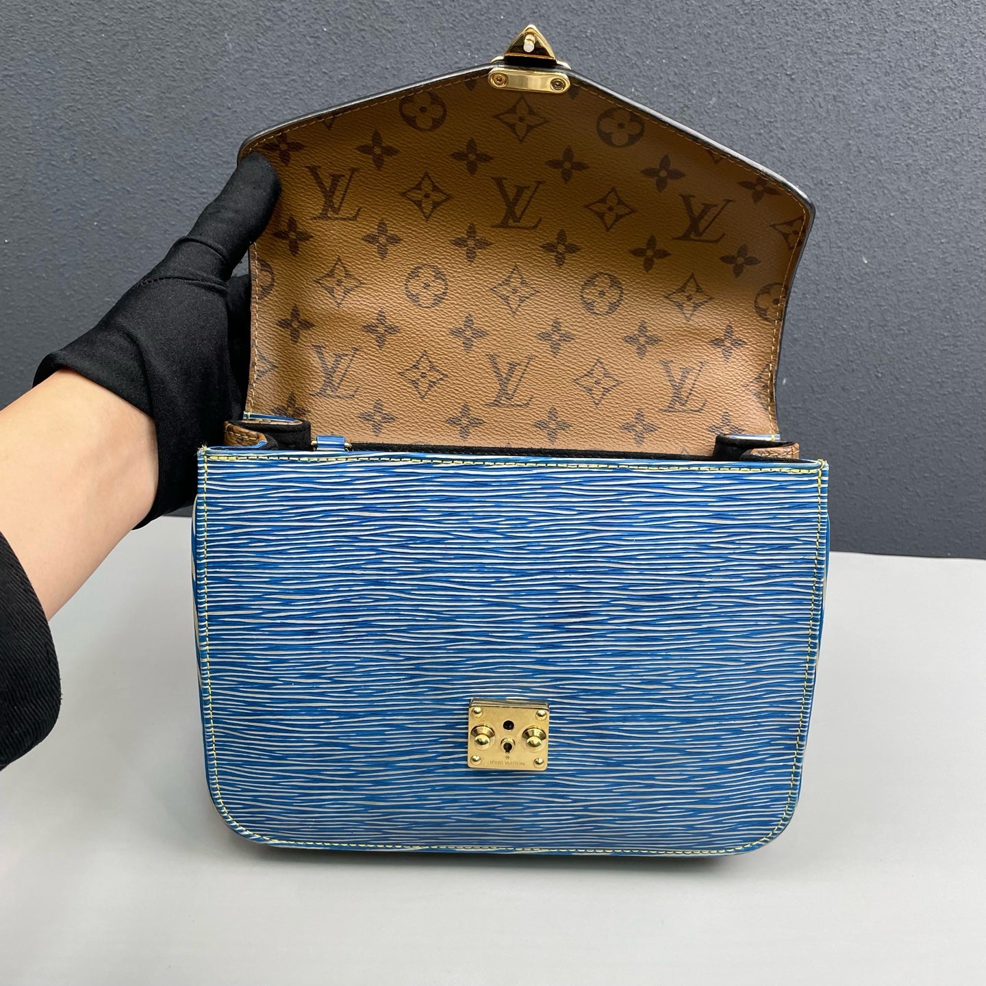 Louis Vuitton - Pochette Métis - Epi leather and Monogram Canvas - Blue and Brown - (medium)