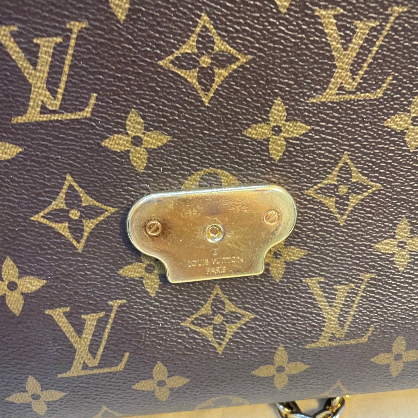 Louis Vuitton - Pochette Metis - Leather - Black - (medium)