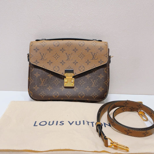 Louis Vuitton - Pochette Métis - Leather - Brown - (medium)