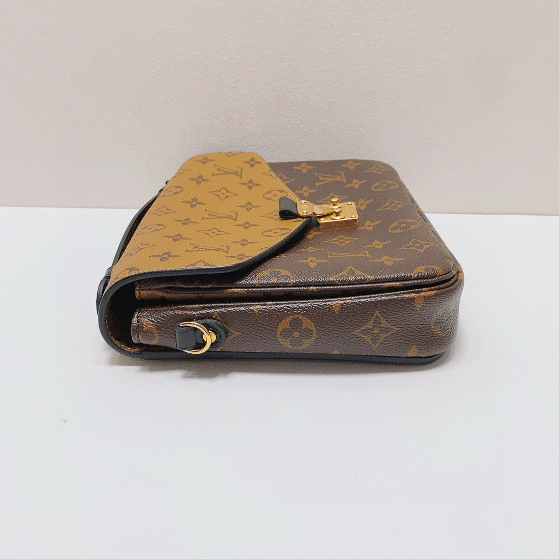 Louis Vuitton - Pochette Métis - Leather - Brown - (medium)