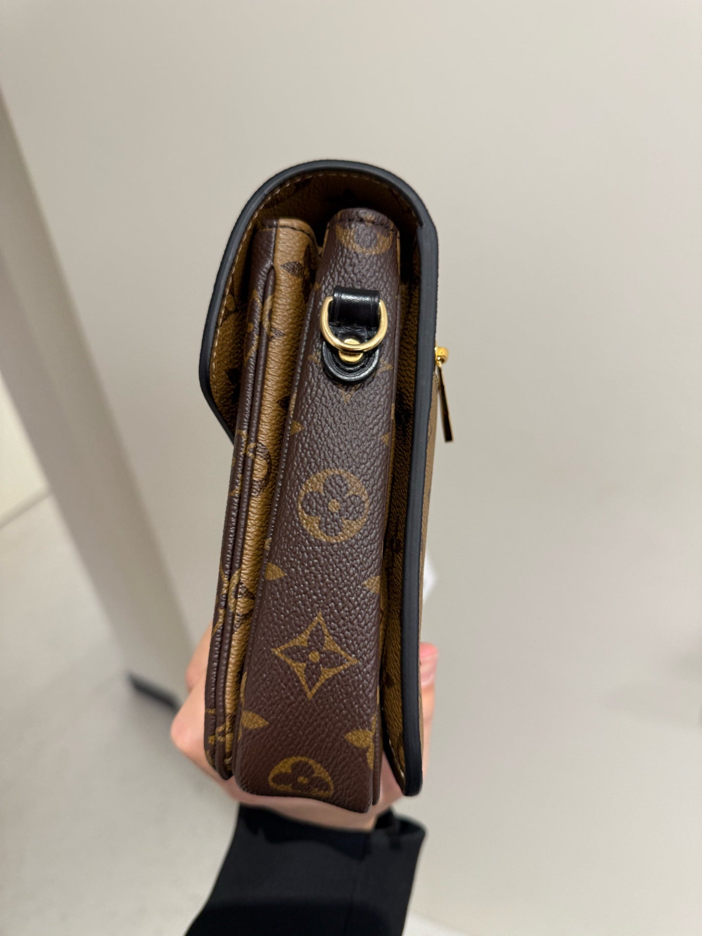 Louis Vuitton - Pochette Métis - Leather - Brown - (medium)