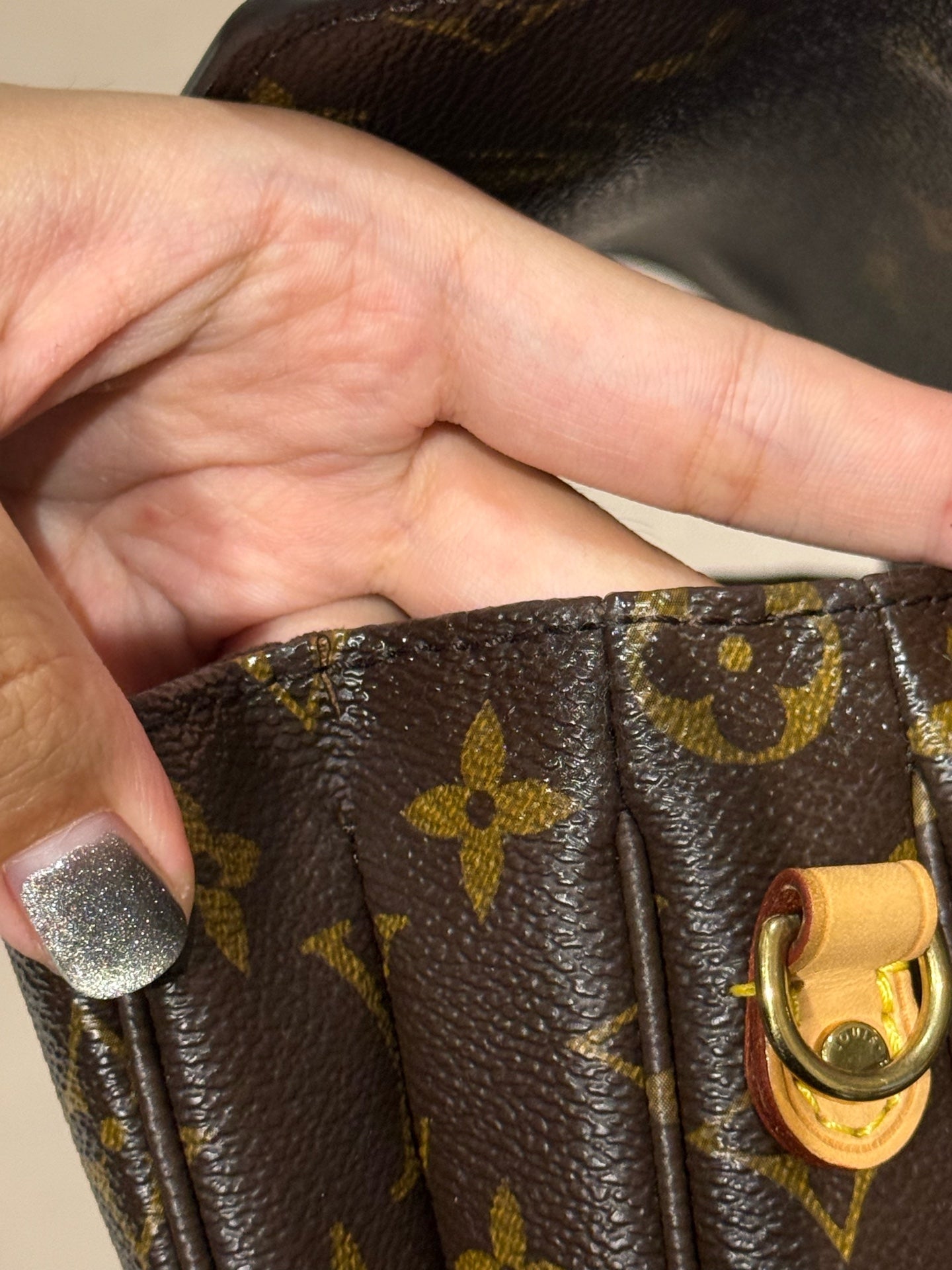 Louis Vuitton - Pochette Metis - Leather - Brown - (small)