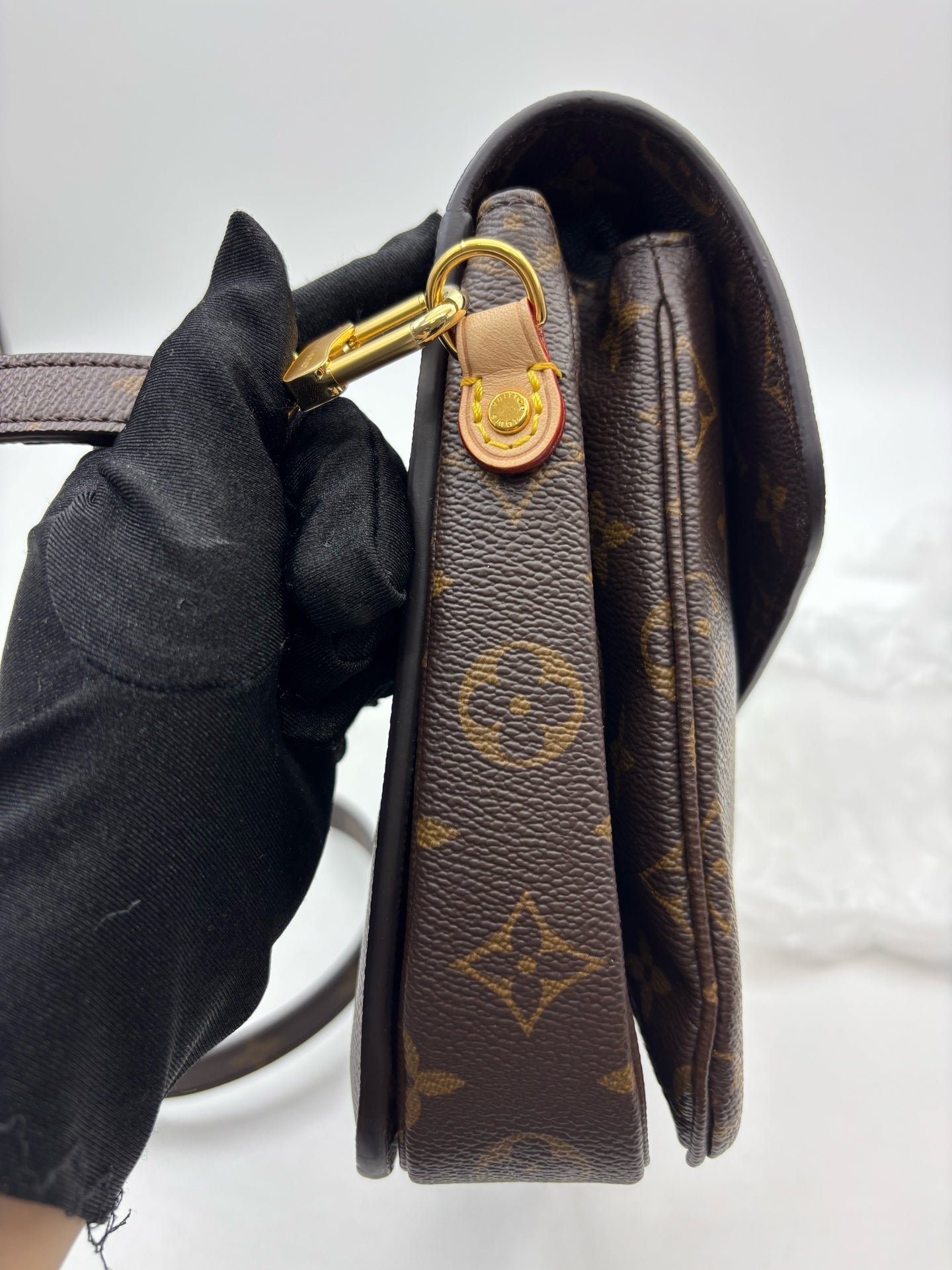 Louis Vuitton - Pochette Metis - Leather - Brown - (small)