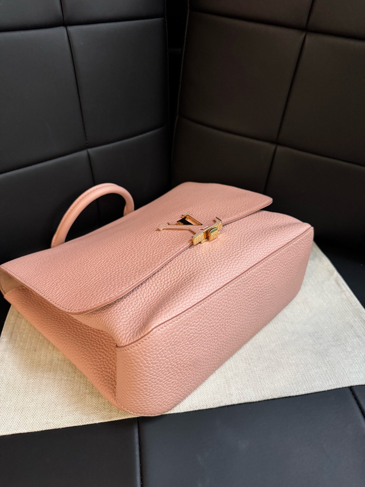 Louis Vuitton - Pochette Metis - Leather - Pink - (medium)