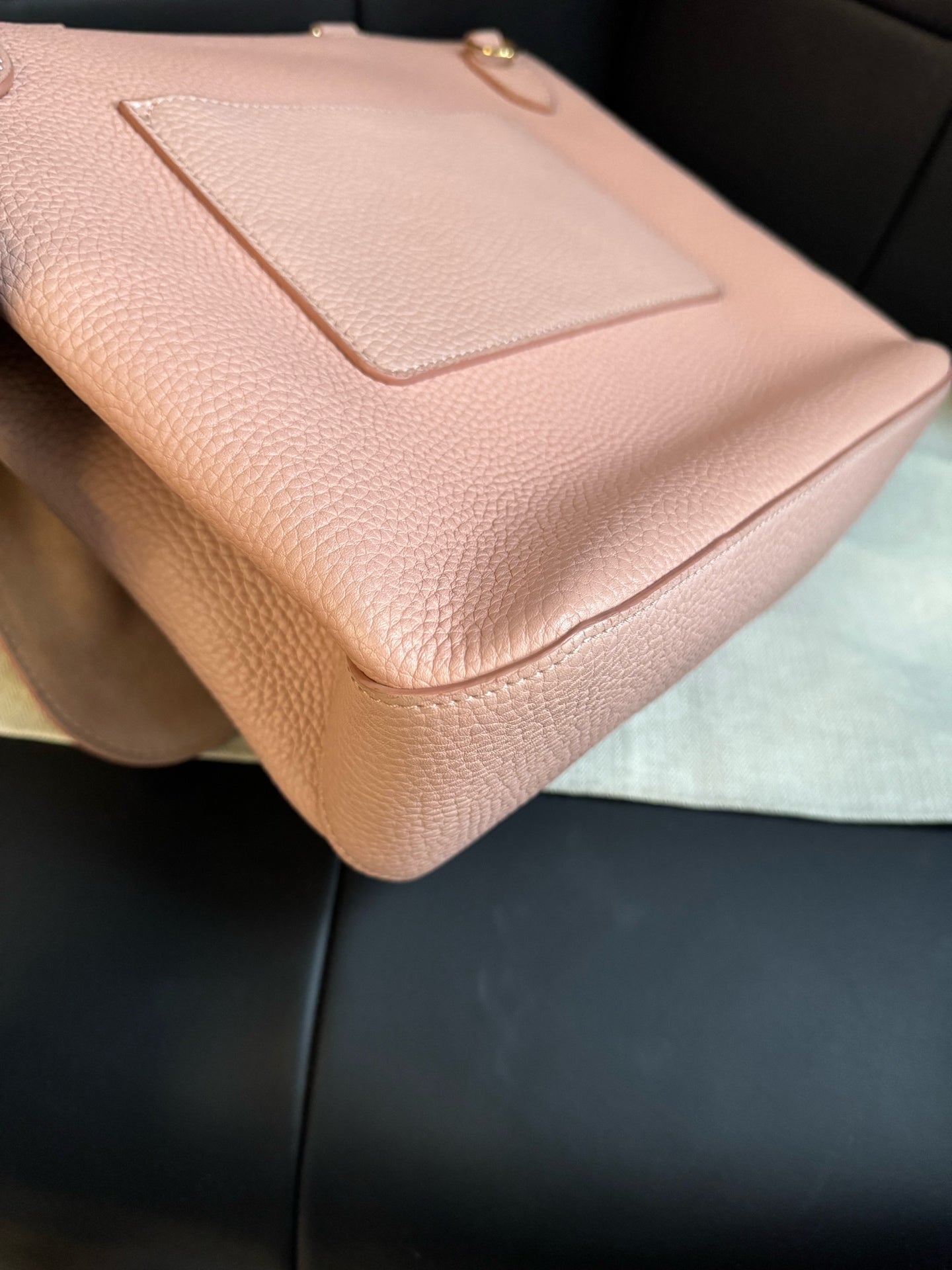 Louis Vuitton - Pochette Metis - Leather - Pink - (medium)