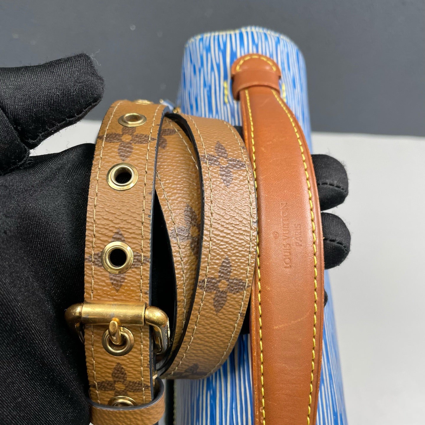 Louis Vuitton - Pochette Métis Messenger Bag - Epi leather and Monogram coated canvas with vachetta leather trim - Blue and Brown with Gold-Tone Hardware - (medium)