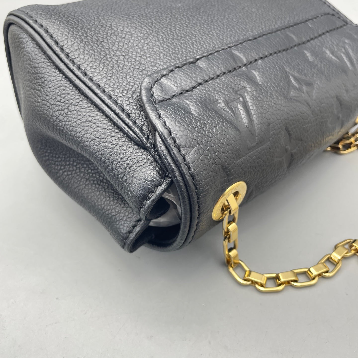 Louis Vuitton - Pochette Metis Mini - Grained Monogram Empreinte leather - Black - (mini)