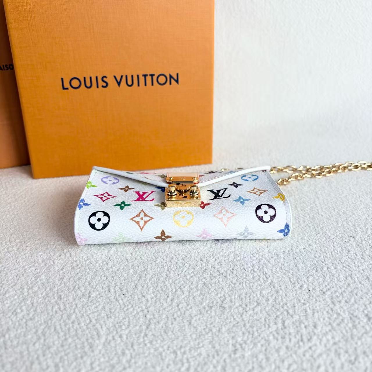 Louis Vuitton - Pochette Metis Mini Pouch - Monogram Multicolore coated canvas with leather trim - White Monogram Multicolore with Gold-Tone Hardware - (mini)
