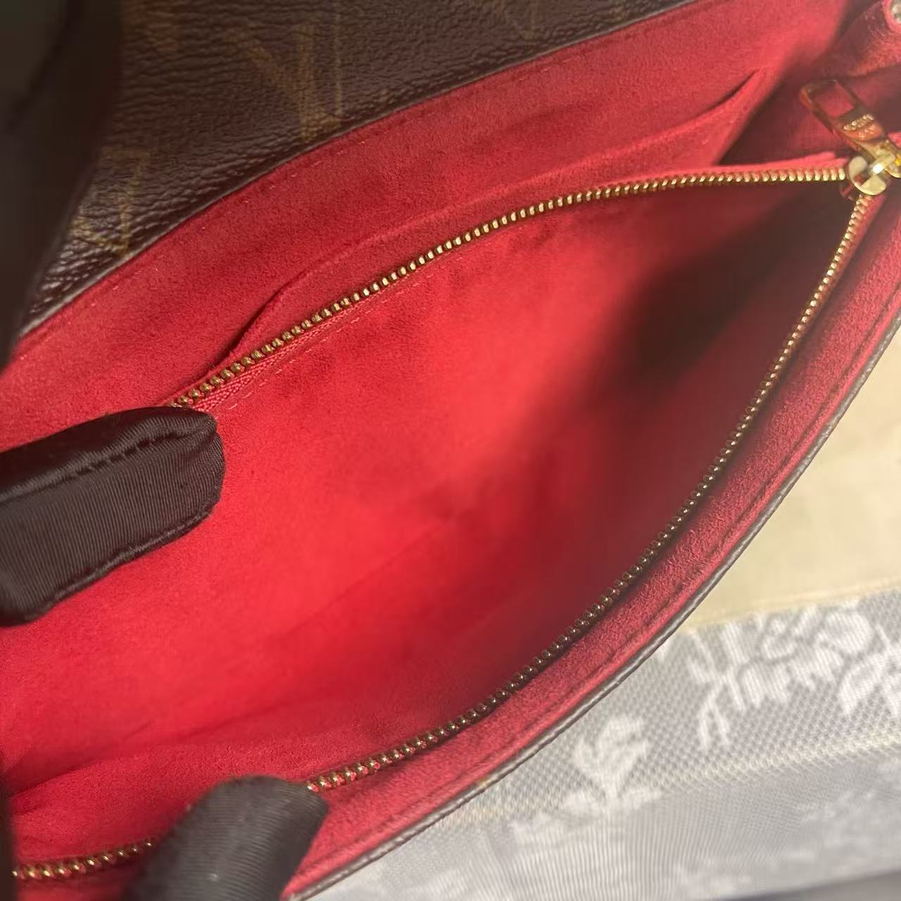 Louis Vuitton - Pochette Métis - Monogram canvas and grain leather - Brown, Red - (medium)