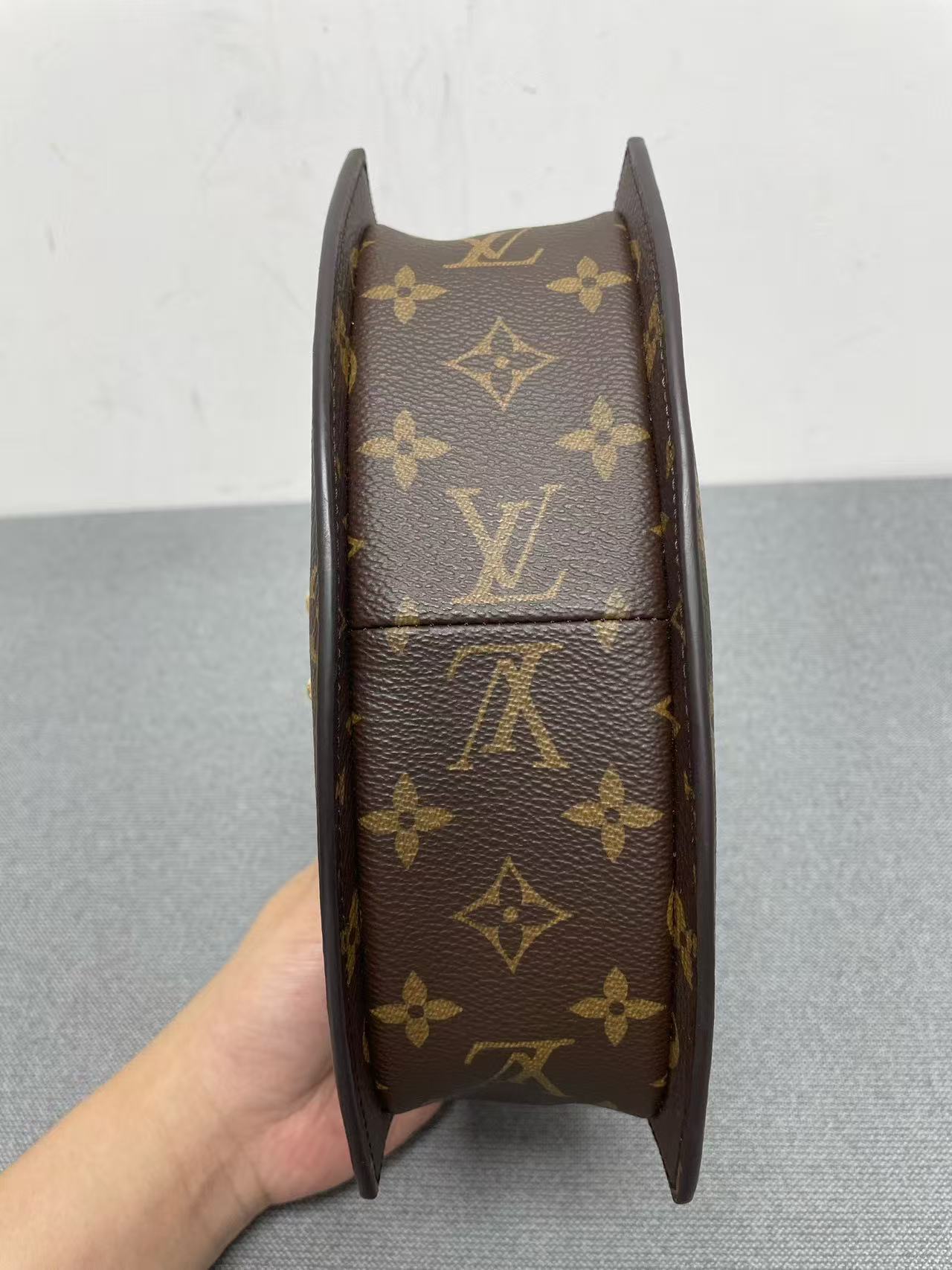 Louis Vuitton - Pochette Métis - Monogram coated canvas with black leather trim - Brown - (Small)