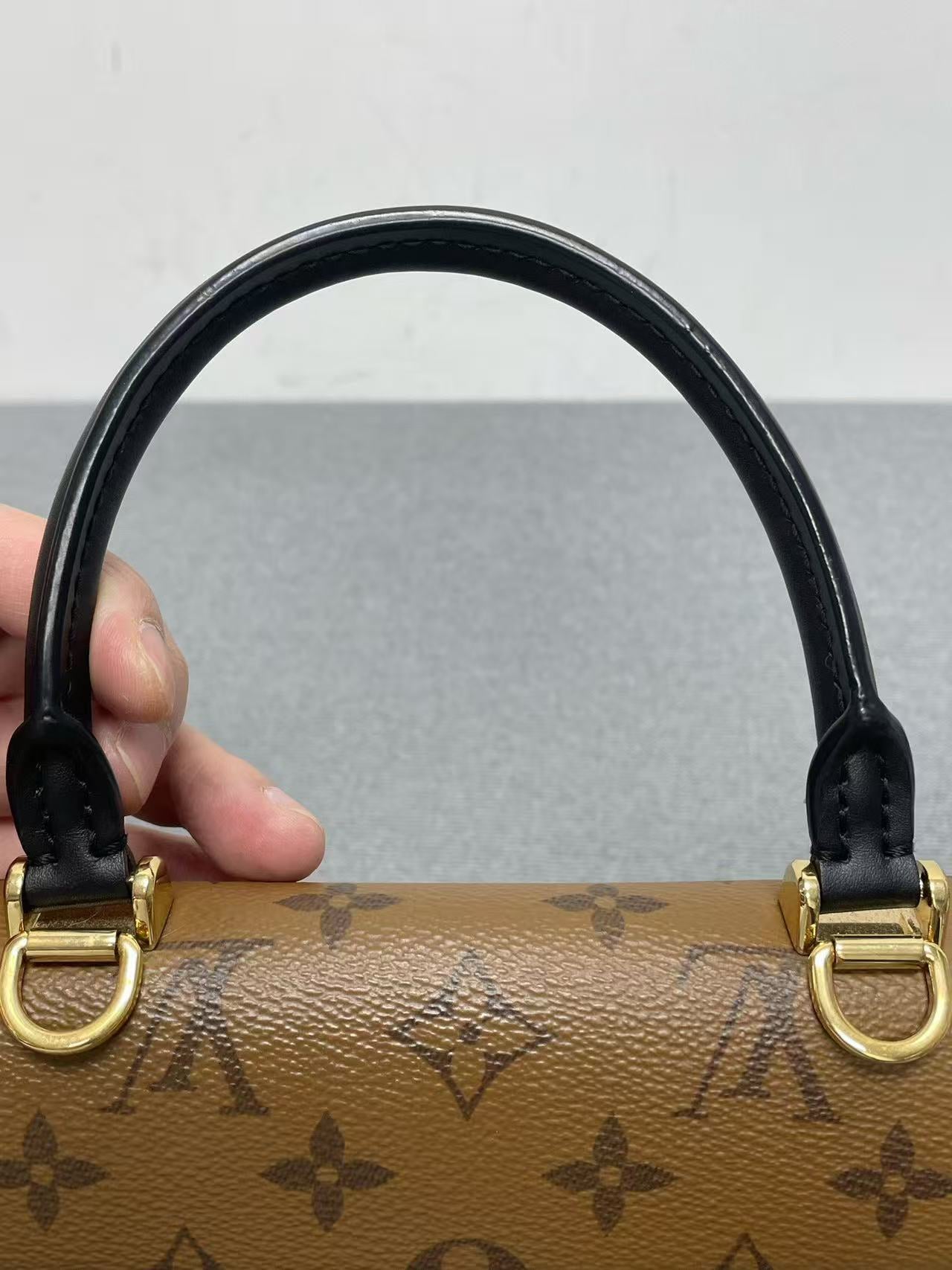 Louis Vuitton - Pochette Métis - Monogram coated canvas with black leather trim - Brown - (Small)