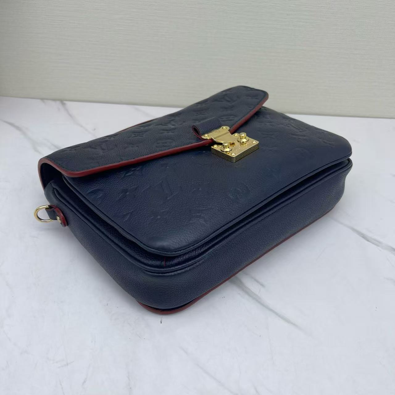 Louis Vuitton - Pochette Métis - Monogram Empreinte leather - Blue with Dark Red Trim - (medium)