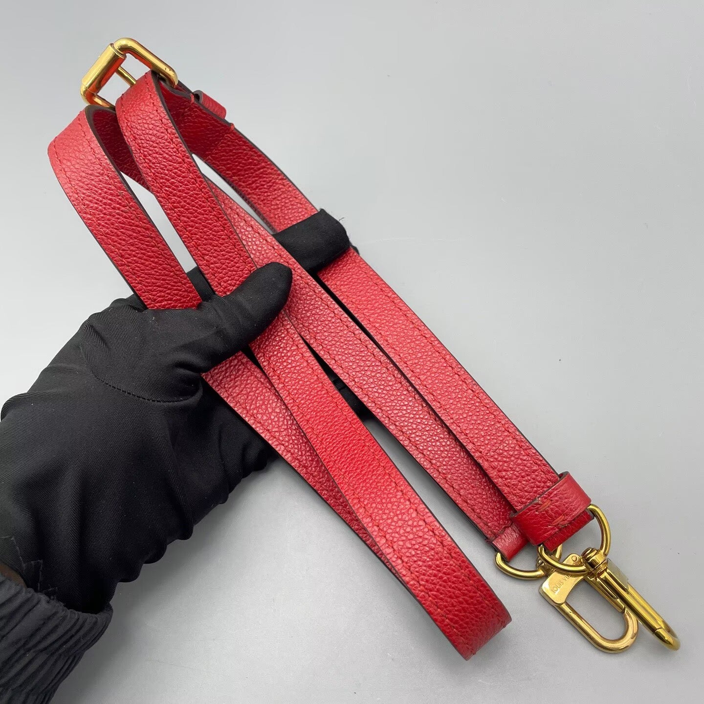 Louis Vuitton - Pochette Metis - Monogram Empreinte leather - Red - (medium)