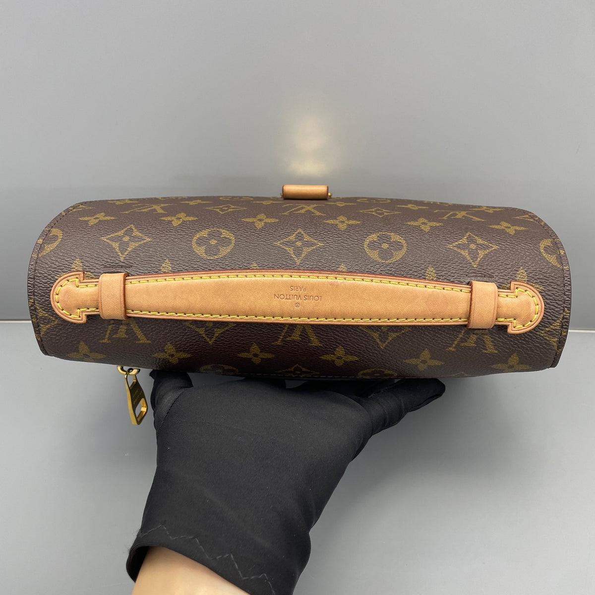 Louis Vuitton - Pochette Metis - Synthetic - Brown