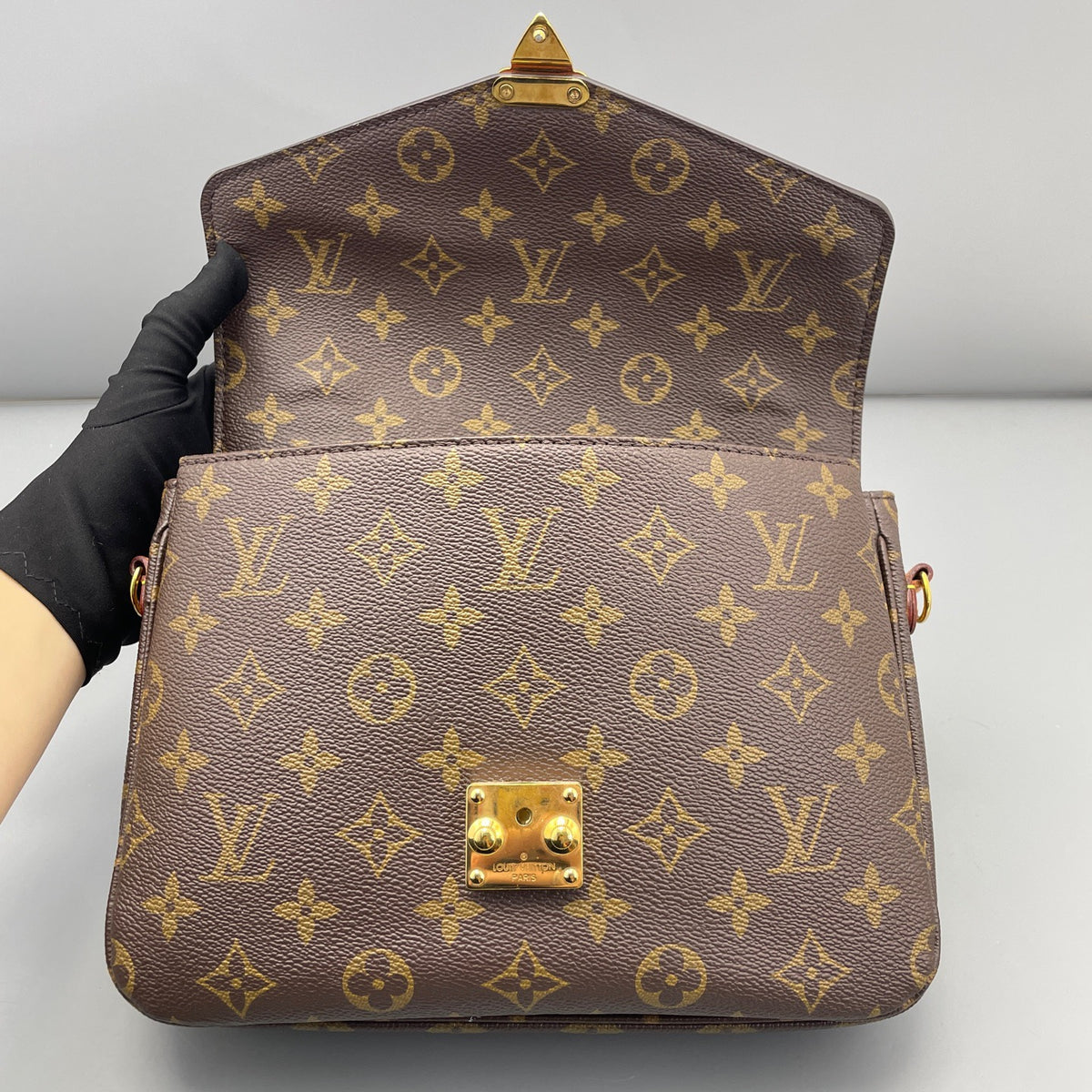 Louis Vuitton - Pochette Metis - Synthetic - Brown