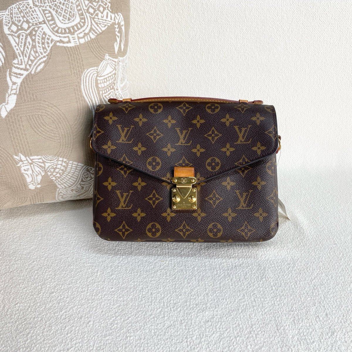 Louis Vuitton - Pochette Metis - Synthetic - Brown - (small)