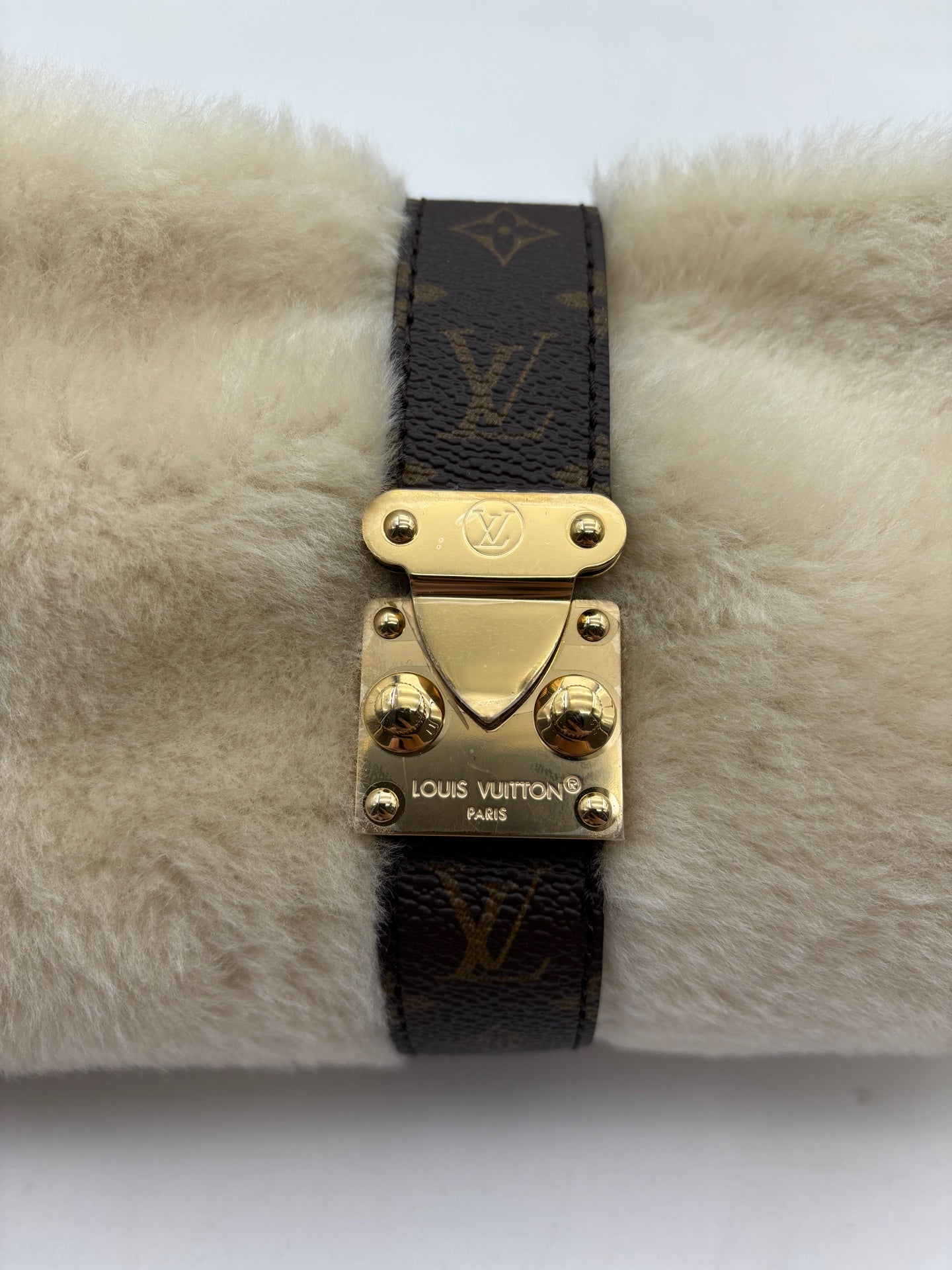 Louis Vuitton - Pochette Mia 25 Ski Collection - Wool - Beige - (small)