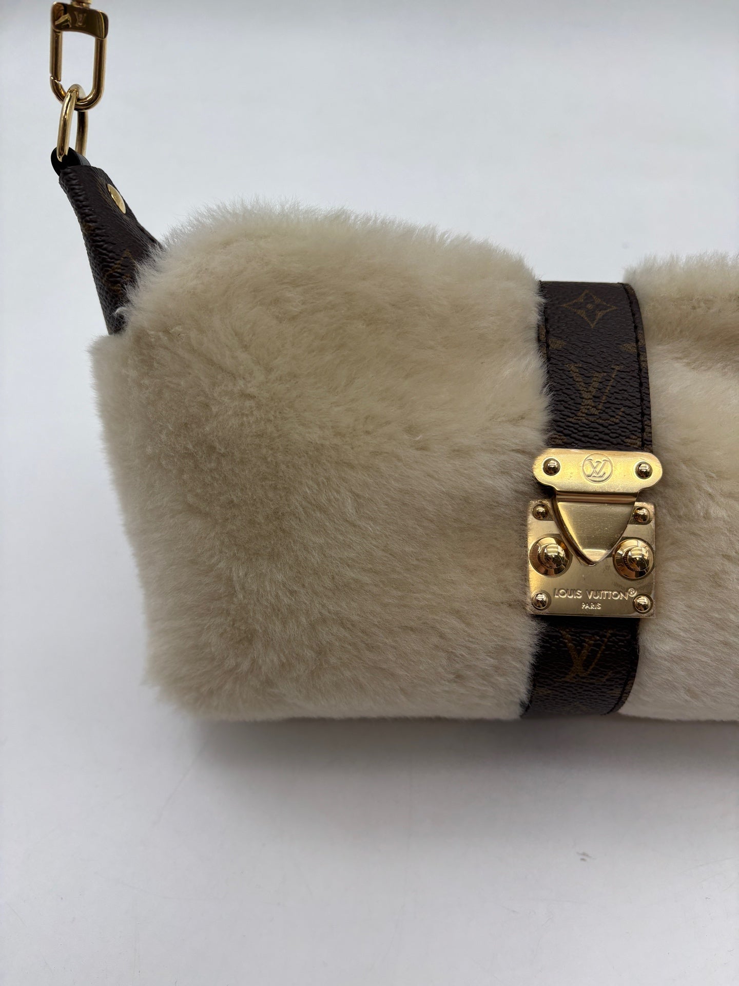 Louis Vuitton - Pochette Mia 25SKI Ski Collection - Wool - Beige - (mini)