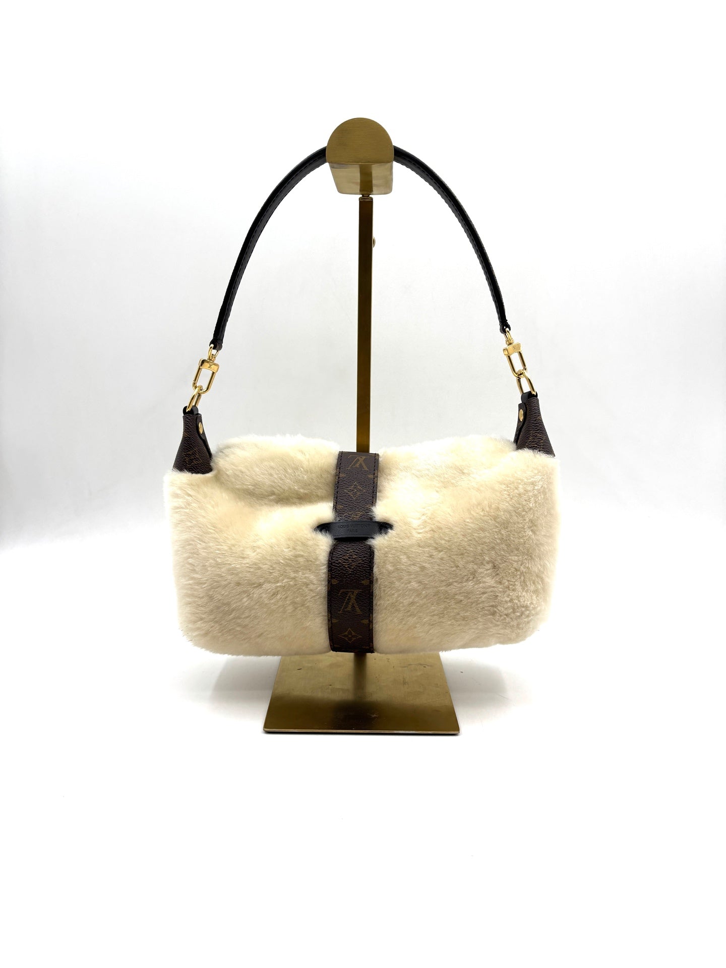 Louis Vuitton - POCHETTE MIA - Wool - Beige