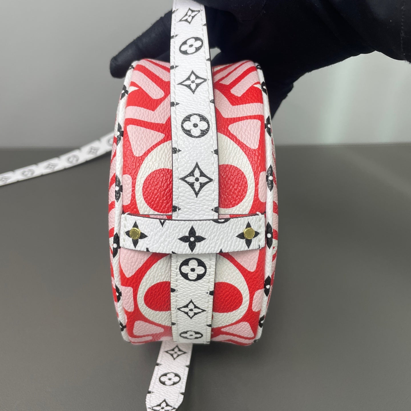 Louis Vuitton - Pochette Round - Synthetic - Multicolour - (mini)