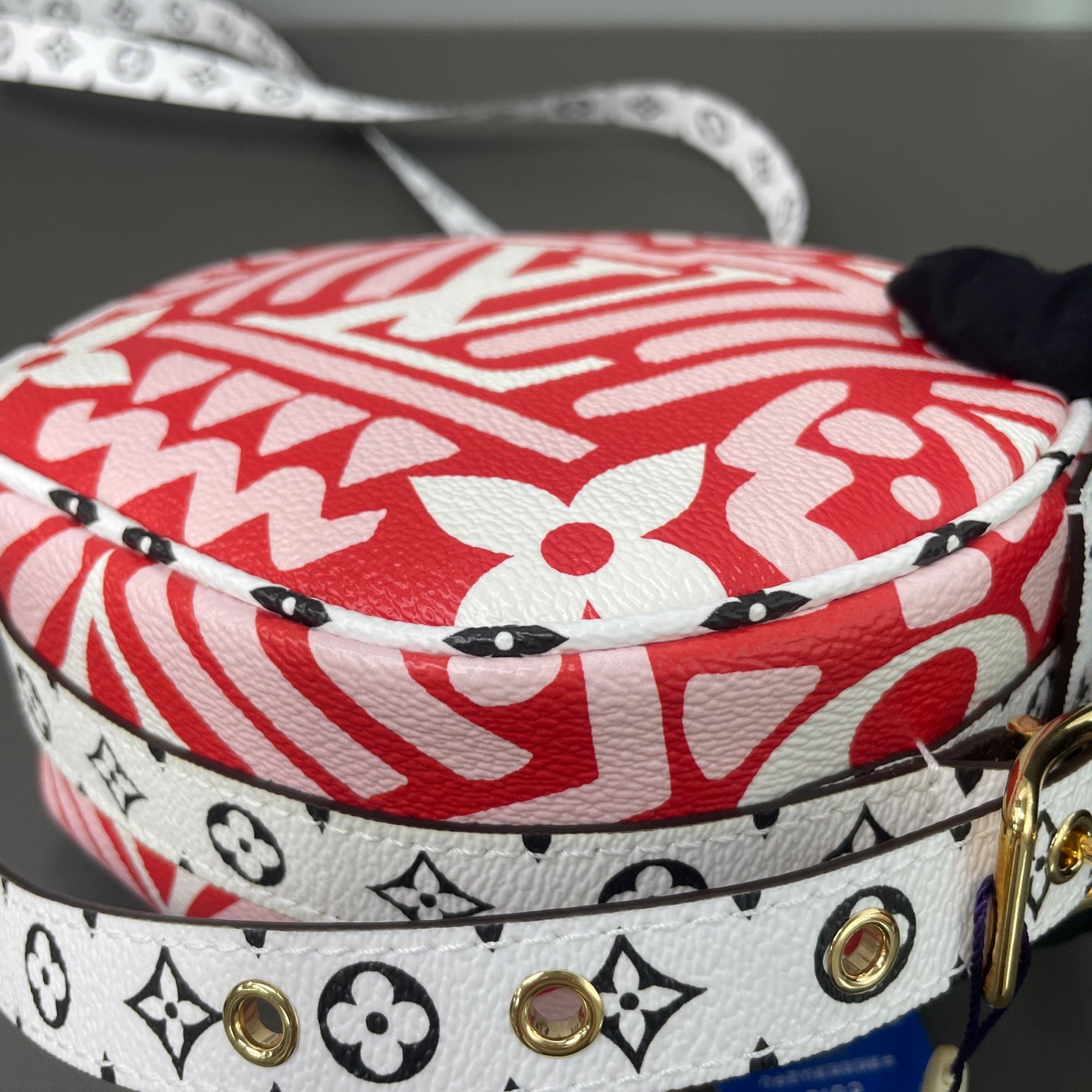 Louis Vuitton - Pochette Round - Synthetic - Multicolour - (mini)