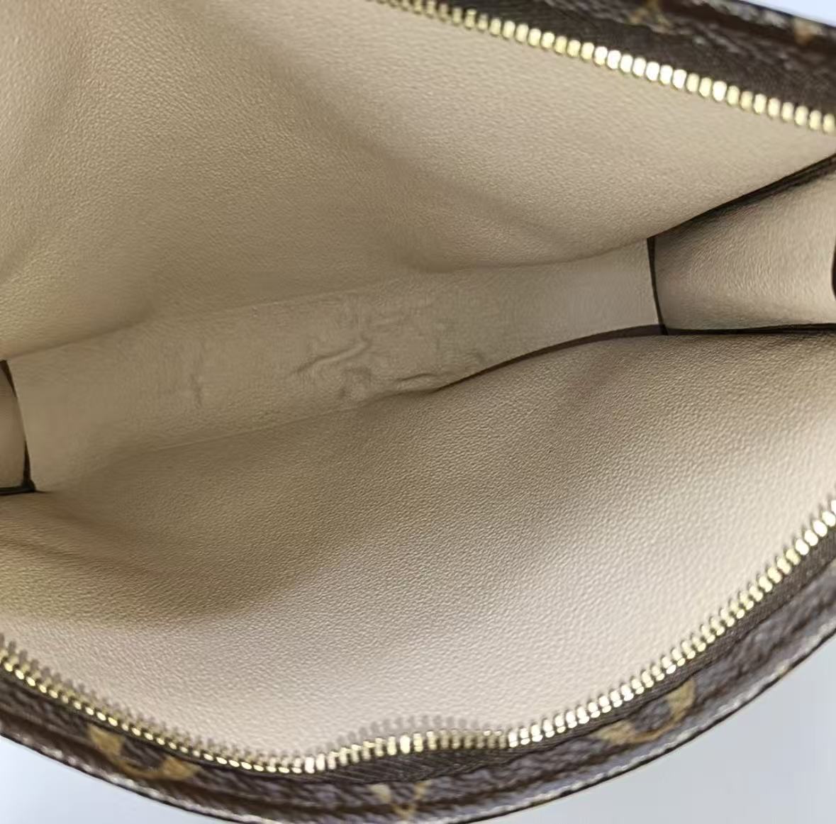Louis Vuitton - Pochette Toilette 26 - Brown coated canvas - Brown - (Medium)