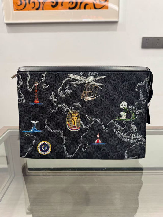 Louis Vuitton - Pochette Voyage - Coated canvas with leather trim - Multicolour with Black and Grey - (Medium)