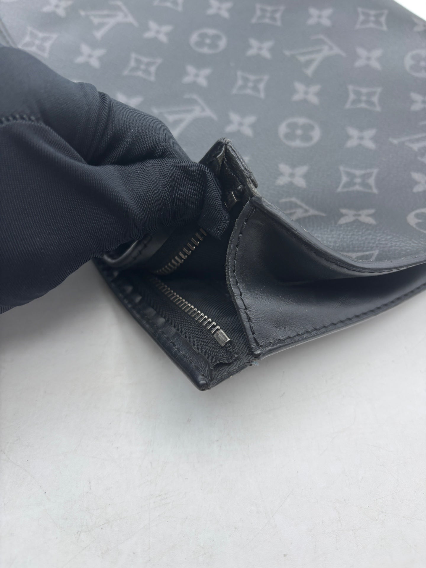 Louis Vuitton - Pochette Voyage - Monogram Eclipse coated canvas - Black - (medium)