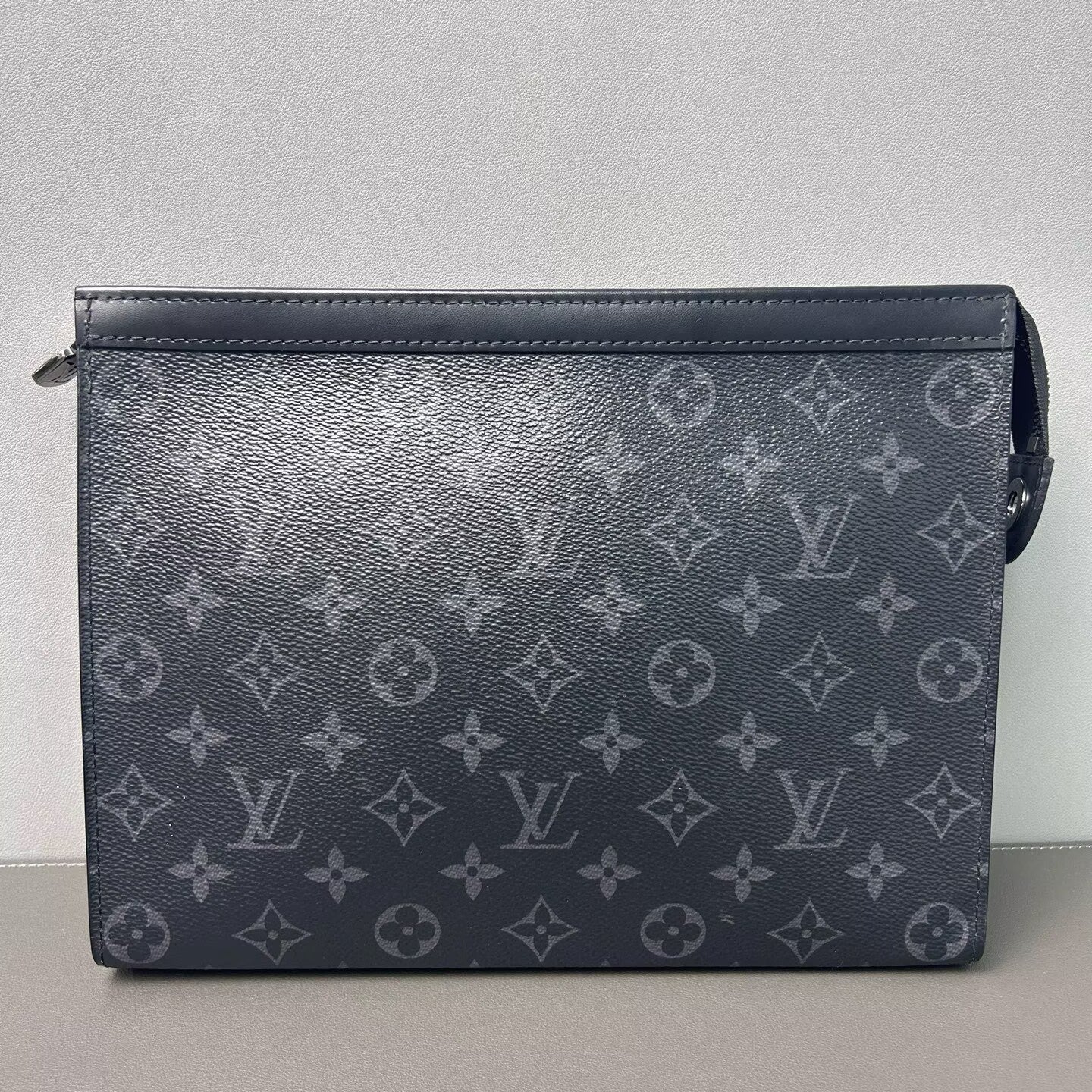 Louis Vuitton - Pochette Voyage - Monogram Eclipse coated canvas with leather trim - Black - (medium)