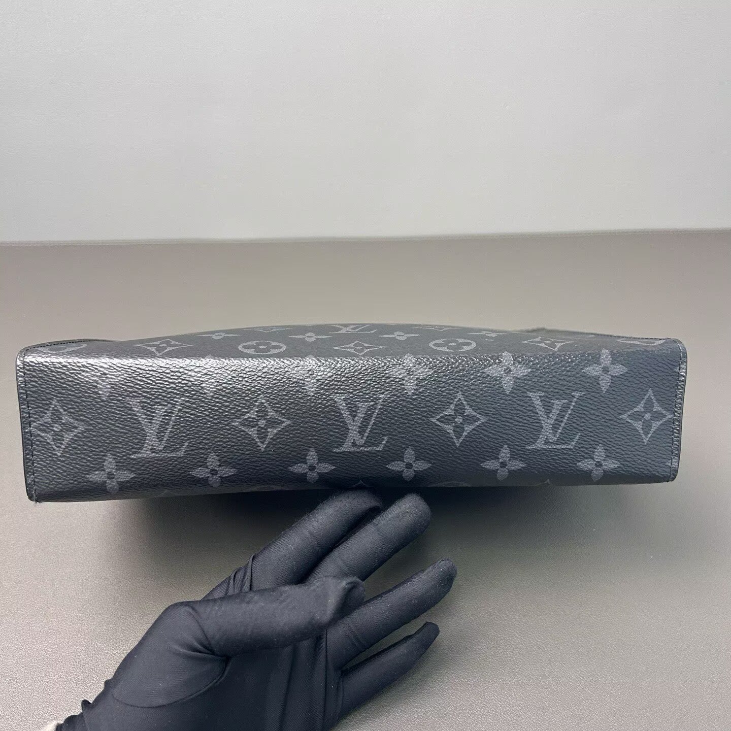 Louis Vuitton - Pochette Voyage - Monogram Eclipse coated canvas with leather trim - Black - (medium)