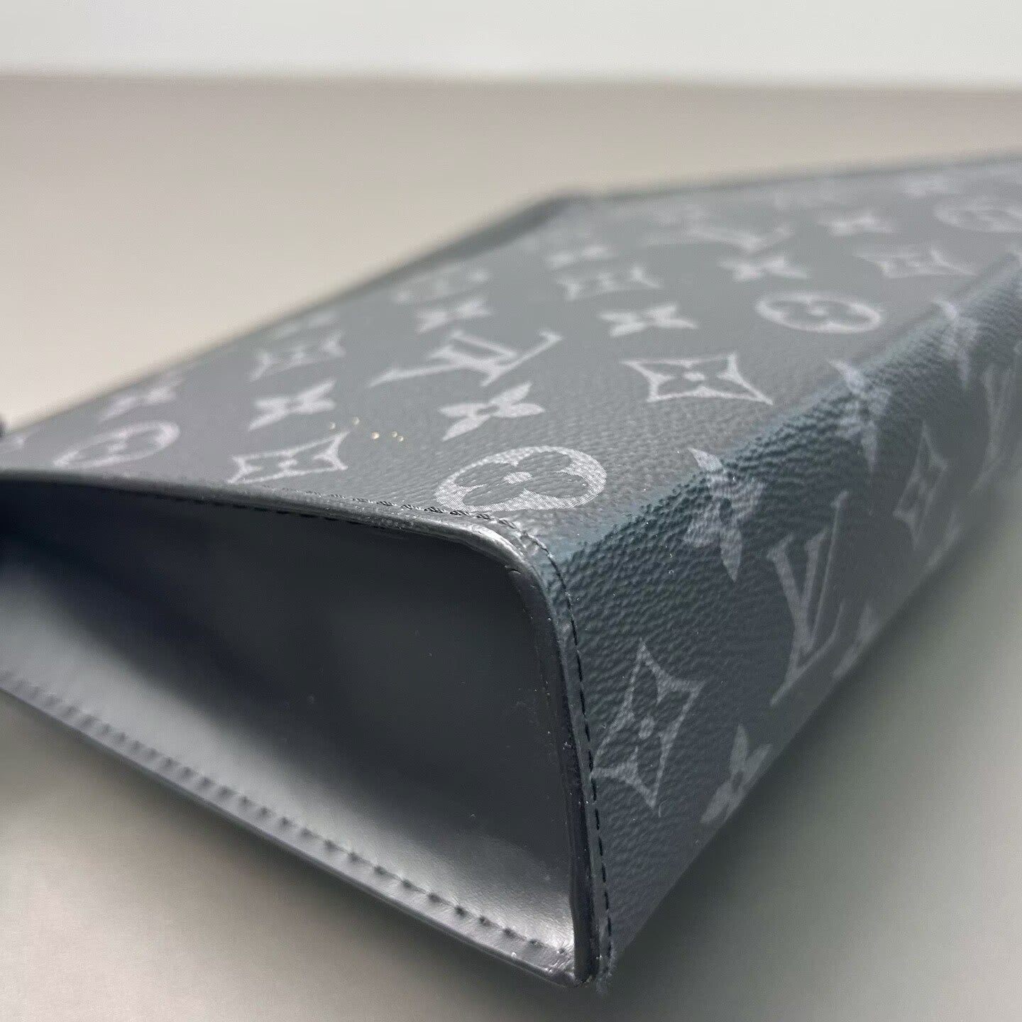 Louis Vuitton - Pochette Voyage - Monogram Eclipse coated canvas with leather trim - Black - (medium)