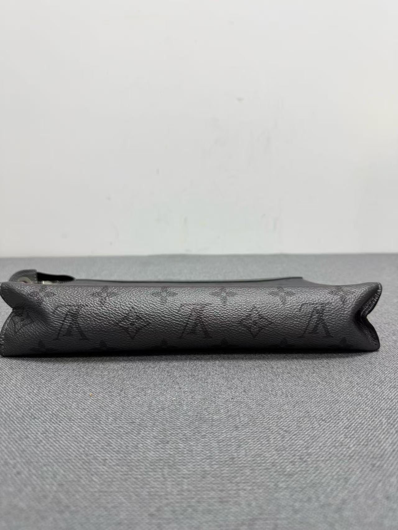 Louis Vuitton - Pochette Voyage - Monogram Eclipse Reverse coated canvas with leather trim - Grey with darker grey monogram - (Medium)