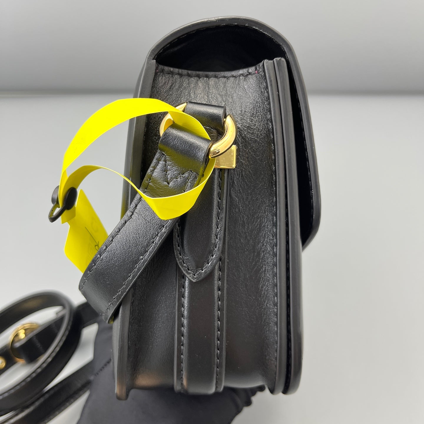 Louis Vuitton - Pont 9 - Leather - Black
