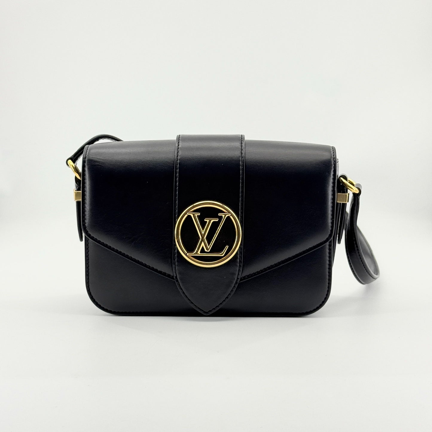 Louis Vuitton - Pont 9 - Leather - Black - (medium)