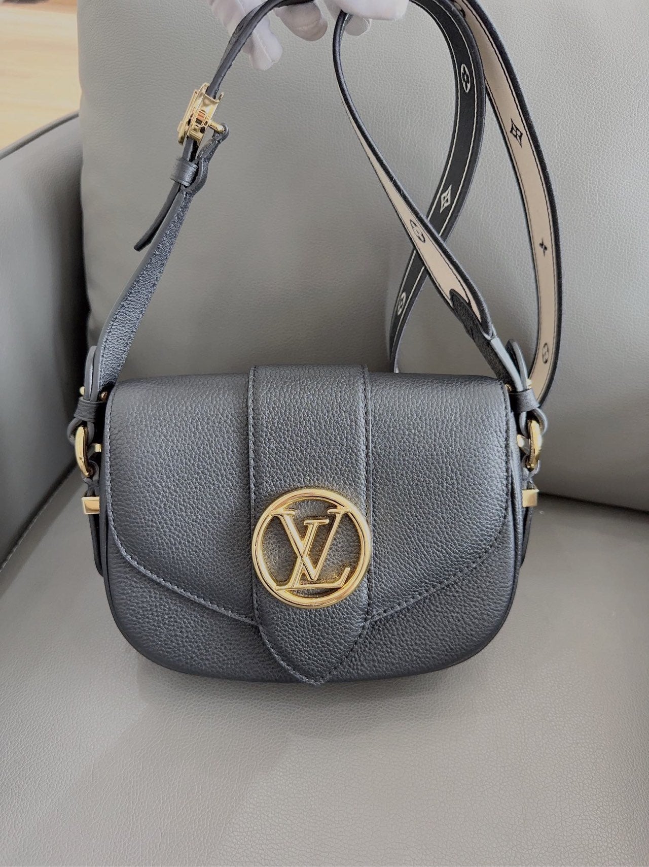 Louis Vuitton - Pont 9 - Leather - Black - (mini)