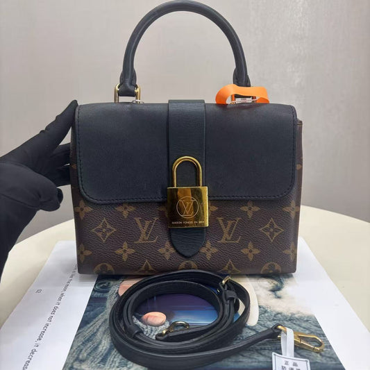 Louis Vuitton - Pont Neuf Soft BB - Monogram coated canvas and grained leather - Brown Monogram and Black with Gold-Tone Hardware - (mini)