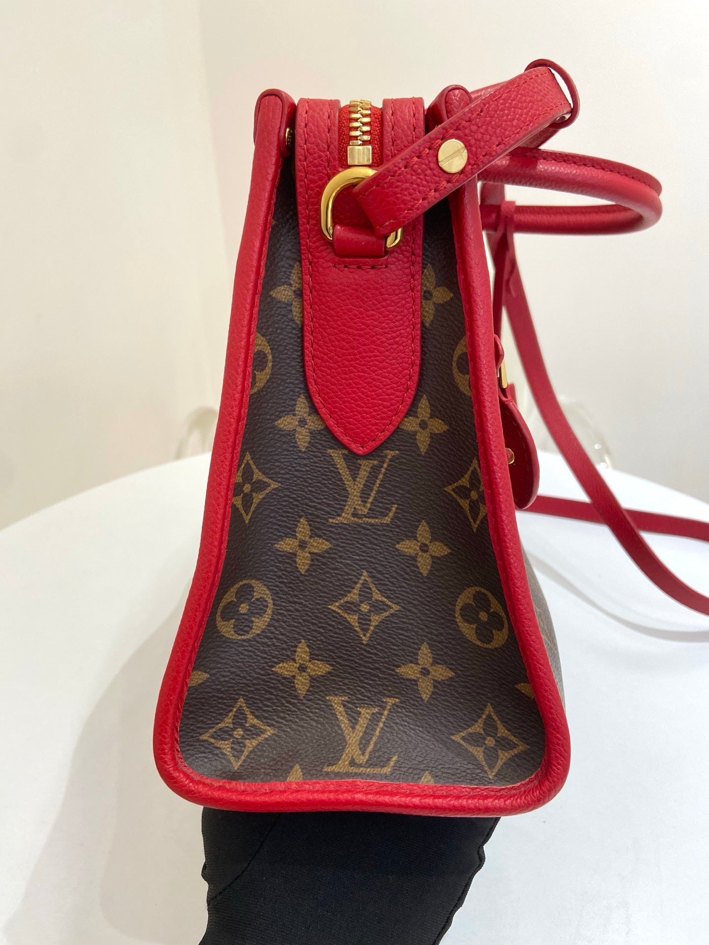 Louis Vuitton - Popincourt - Cloth - Brown - (medium)