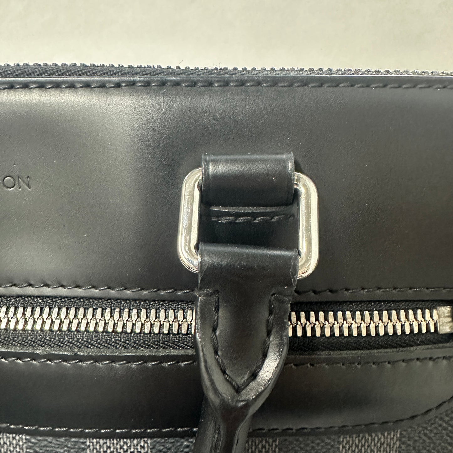 Louis Vuitton - Porte-Documents Voyage PM - Synthetic - Black - (medium)