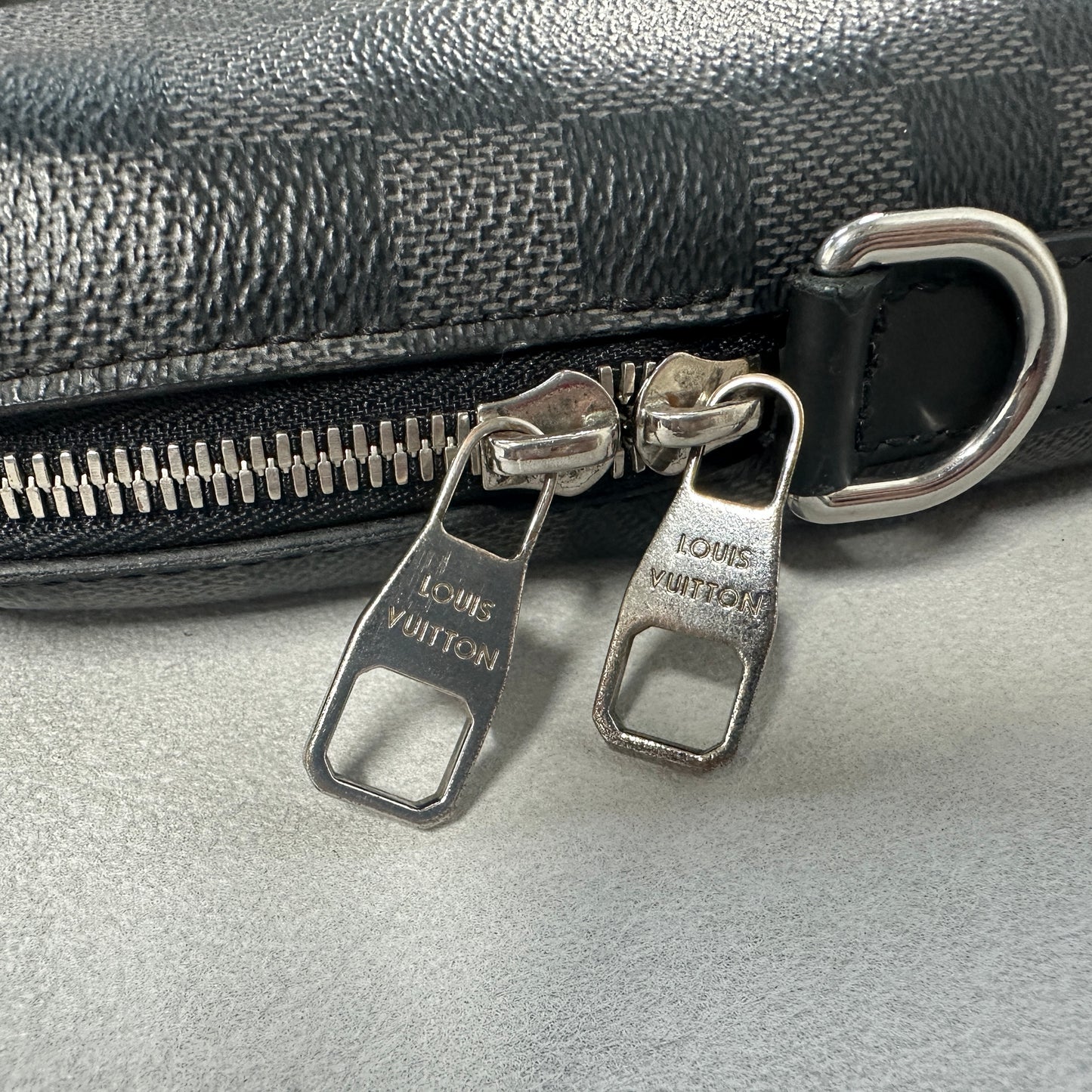 Louis Vuitton - Porte-Documents Voyage PM - Synthetic - Black - (medium)