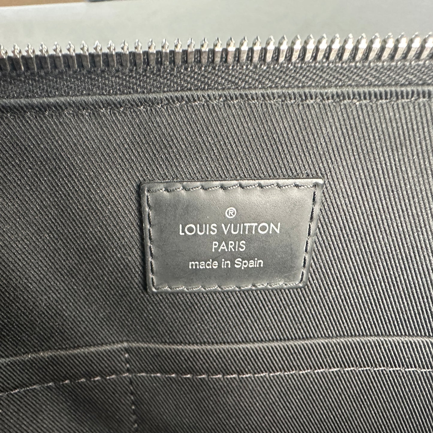 Louis Vuitton - Porte-Documents Voyage PM - Synthetic - Black - (medium)