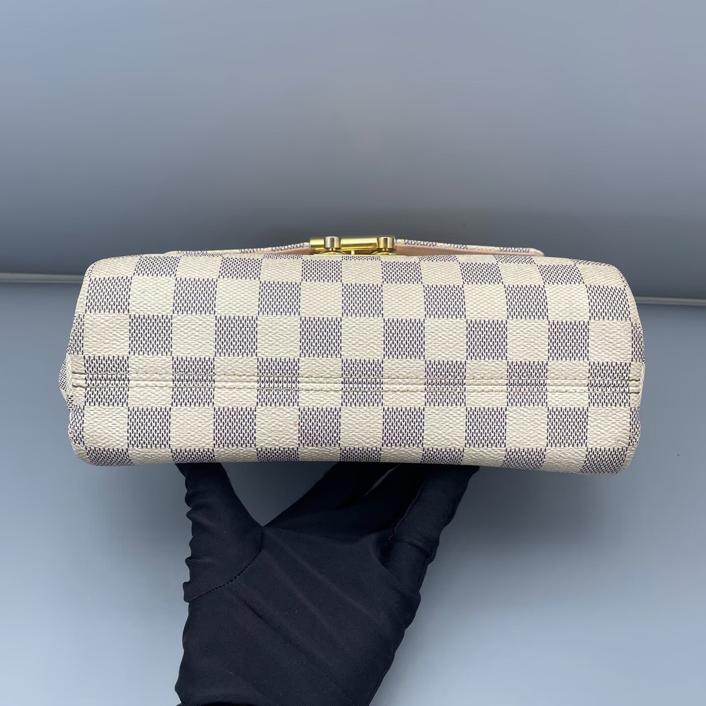 Louis Vuitton - Postman Bag - Damier Azur coated canvas with natural cowhide leather trim - White - (Small)