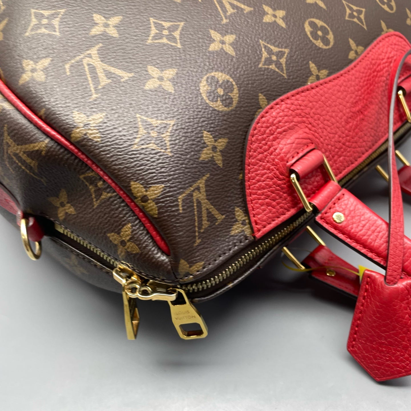Louis Vuitton - Retiro - Leather - Multicolour - (medium)